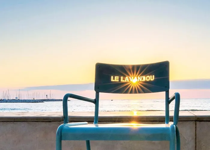 Lägenhet Au Lavandou Pour 3 Personnes Avec Climatisation - Fr-1-803-15